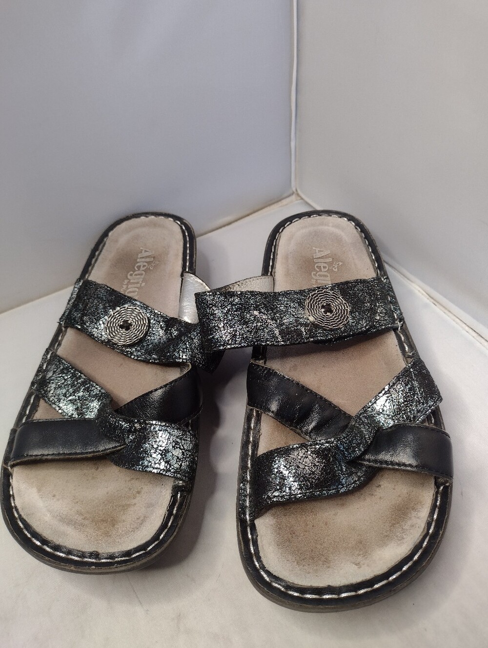 Algeria Victoriah Slide Sandals 38 Metallic Leather Black Comfort Strappy V
